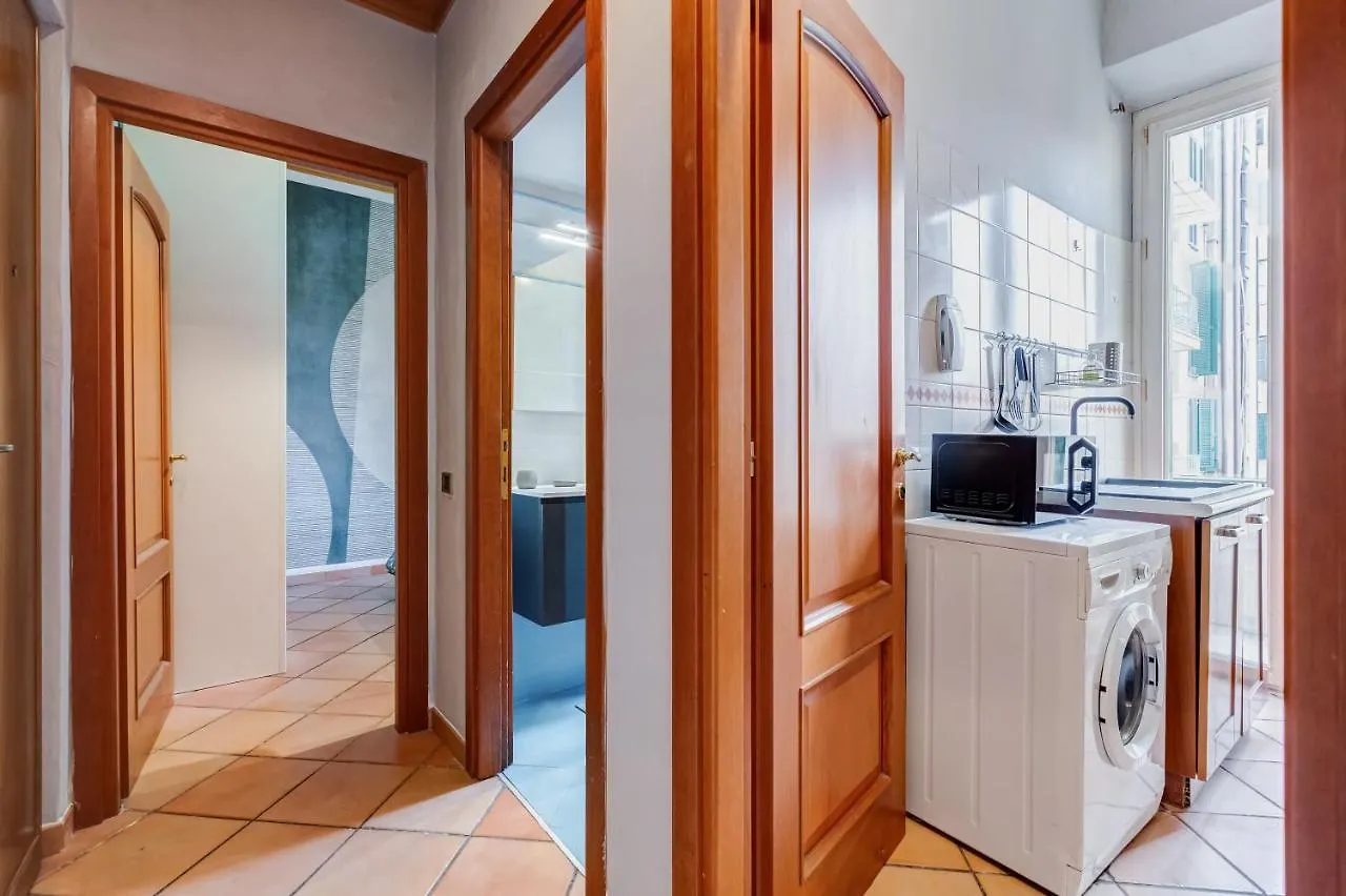 Apartment Historia Et Elegantia - Vicino Il Colosseo, Circo Massimo E Trastevere